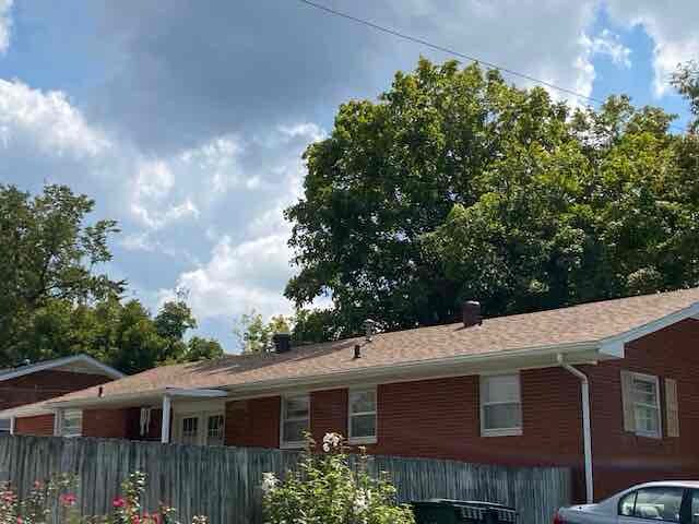 Photo - 206 W Roberts St