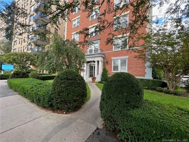 Building Photo - 53 Prospect St Unit 6