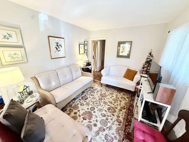 Photo - 130-140 Marion Dr Unit Marion Dr 140