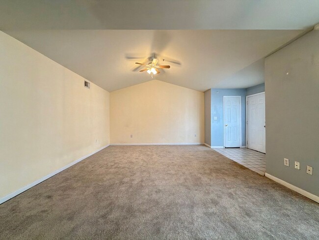Photo - 501 W 26th St Unidad 321