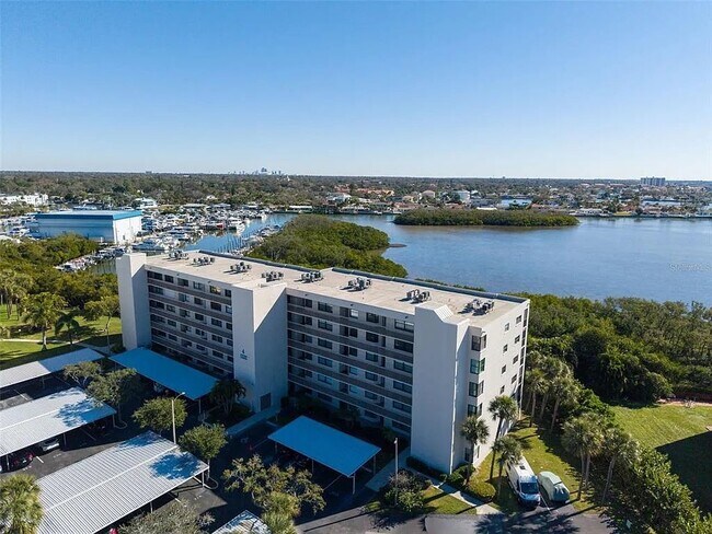 Pasadena Cove