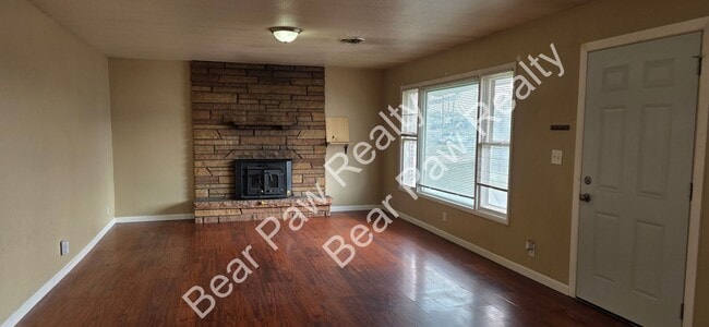 Photo - 130 Williams St Unit Apt A