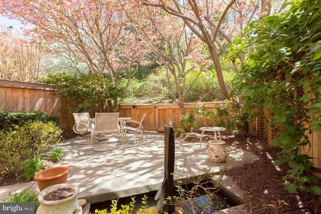 Photo - 4062 Mansion Dr NW