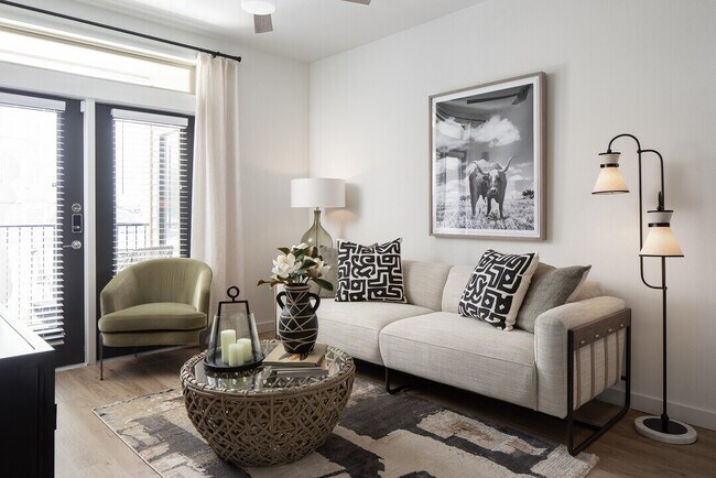 Photo - Lease Now to Receive 8 Weeks Free + a Gift... Unit BCCR1