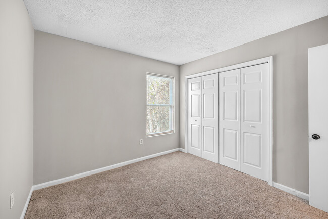 Photo - 1402 Camp Rd Townhome