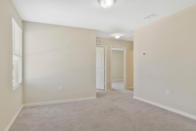 Photo - 202 Gladiola Ct