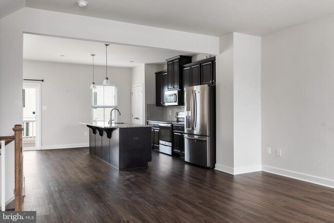 Photo - 103 Twinleaf Way