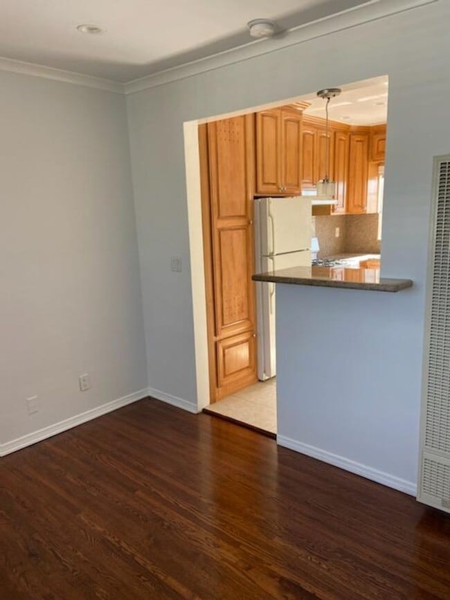 Photo - 5213 W 120th St Unidad 2