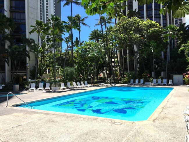 Photo - 2/2/2 Liliuokalani Gardens condo, Waikiki, Spacious, Great Views & Amenities Unit 1912