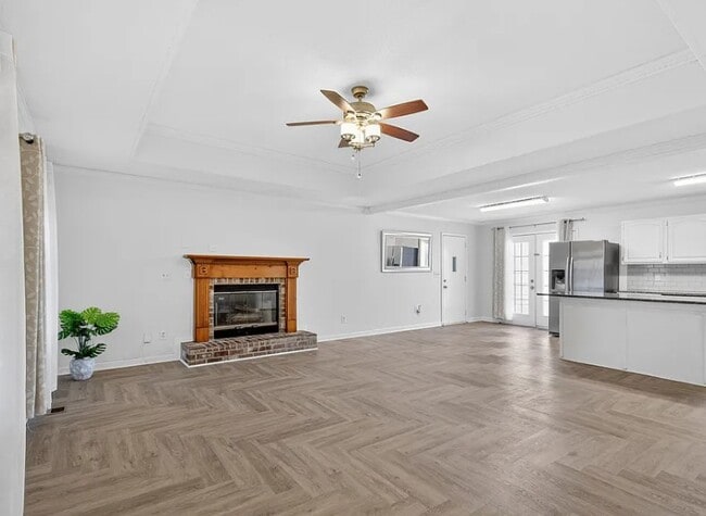 Photo - 1352 Farmwood Dr