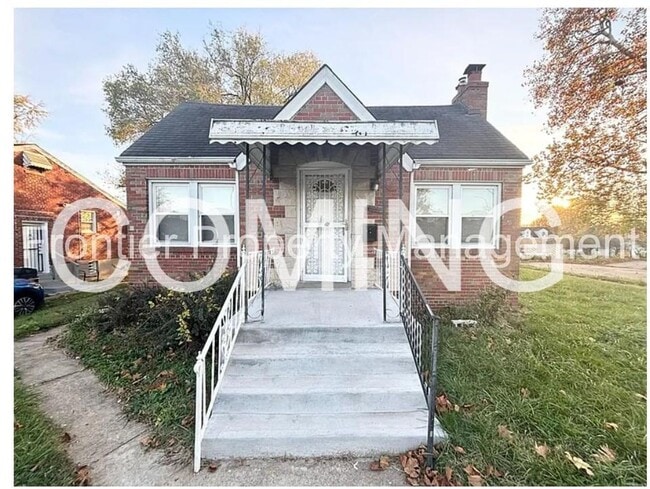 Building Photo - Coming soon! Spacious 2 BEDRROM COZY HOME