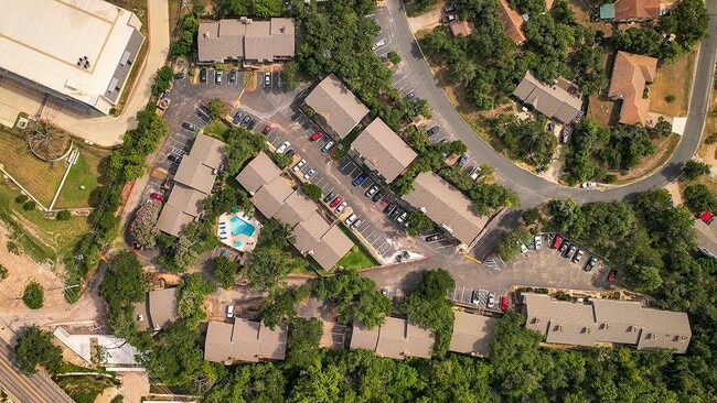 Aerial View of Settlers Creek - Settler's Creek Apartments