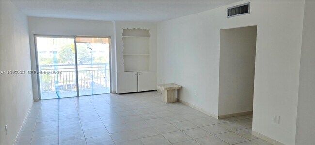 Photo - 400 Kings Point Dr Unit 624