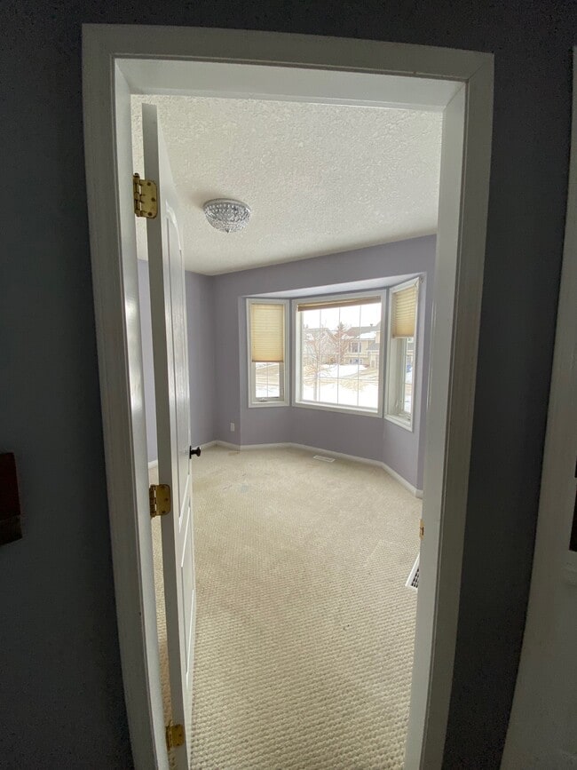 Photo - 9007-9111 111 Ave