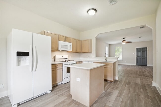Photo - 22035 Holly Branch Dr
