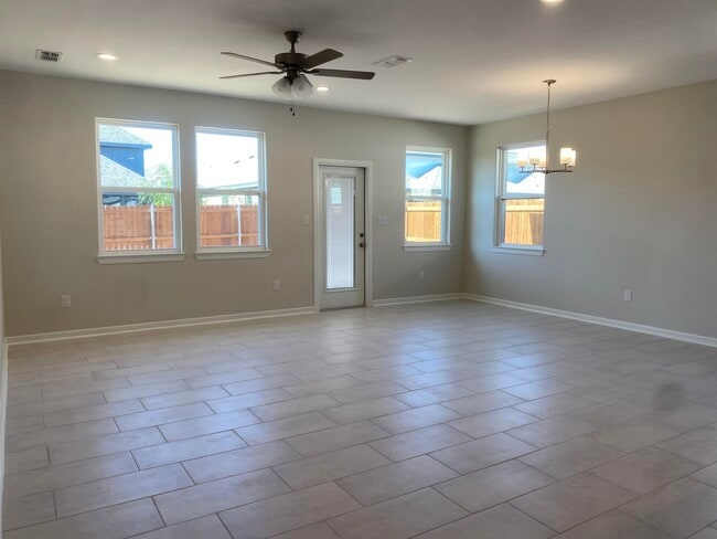 Photo - 1426 Key Deer Dr