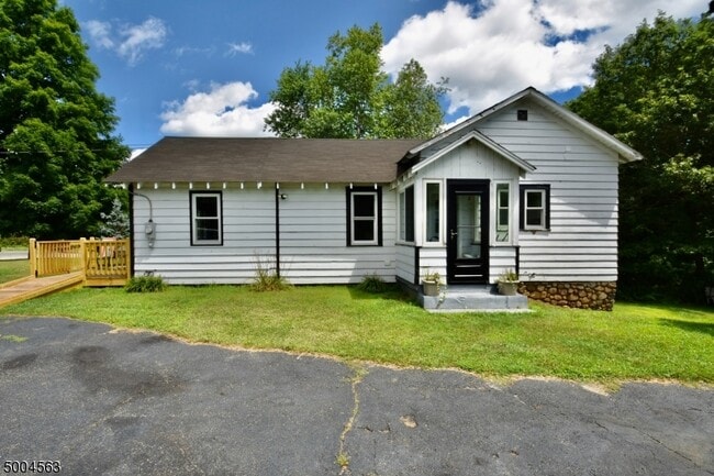 Building Photo - 5528 Berkshire Valley Rd Unit 5528 Rental