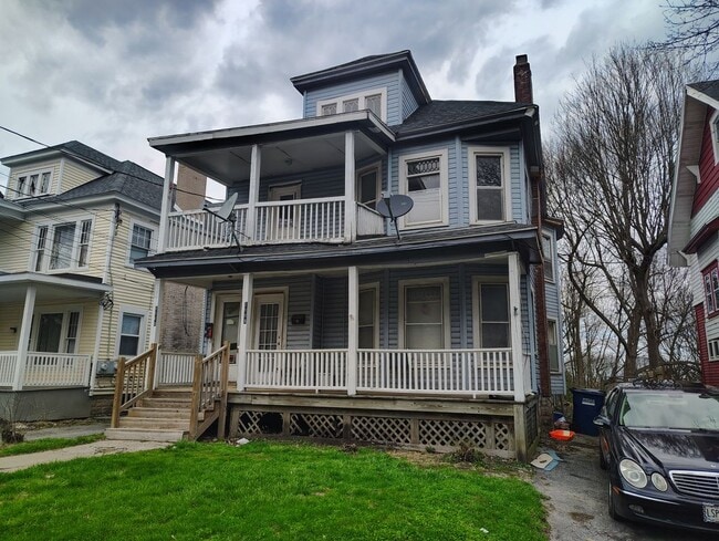 Building Photo - 1110 Bellevue Ave