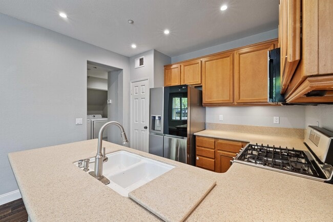 Photo - 1742 Morgans Ave