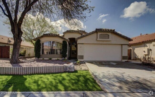 Building Photo - 12817 W Alvarado Rd Rental