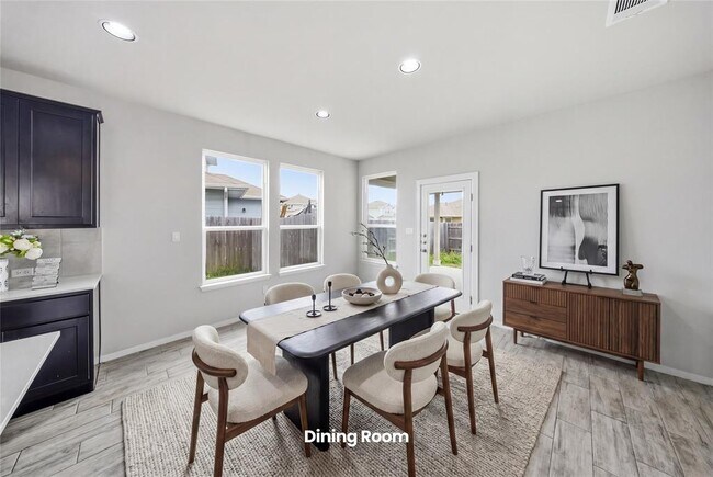 Photo - 123 White Dunes Dr