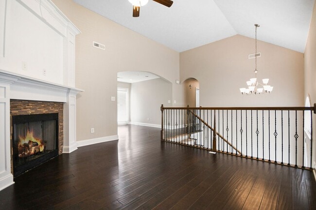 Photo - Pet Friendly Four Bedroom with Basement!