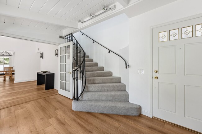 Photo - 4950 Dunman Ave