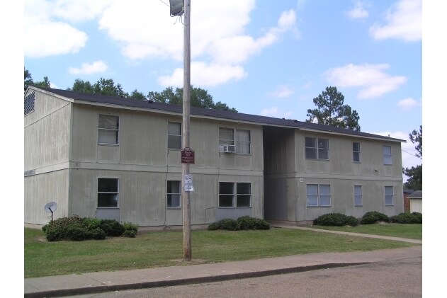 Broadmeadow Apartments - Broadmeadow Apartments