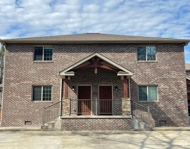 Building Photo - 712 20th St Unit A Rental
