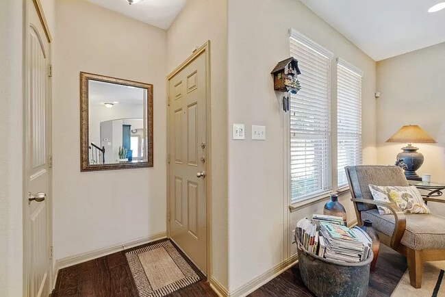 Photo - 1022 Lost Pines Ln Unit 1022 Lost Pines Ln