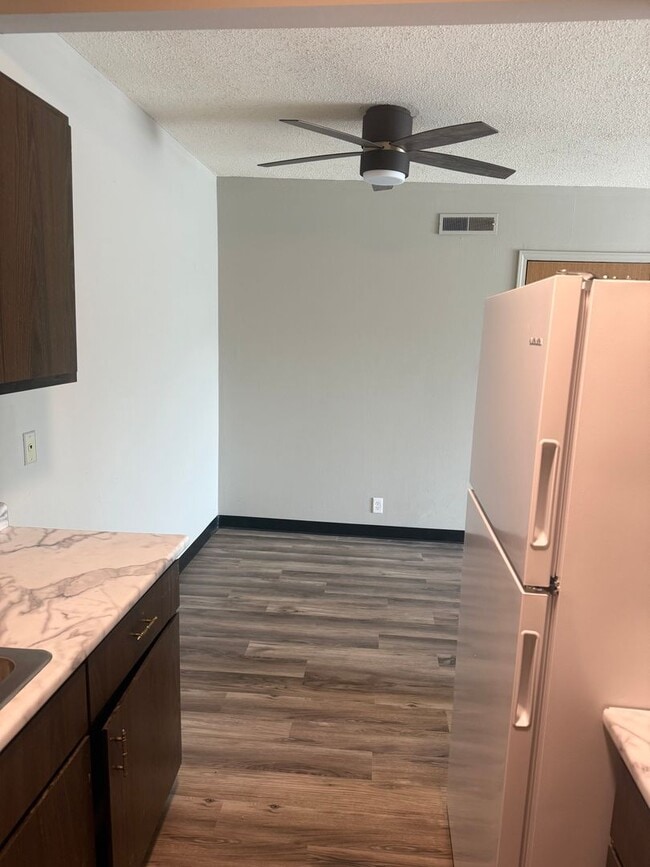 Photo - Comfortable 2BR Apartment in SW CoMo Unit 106