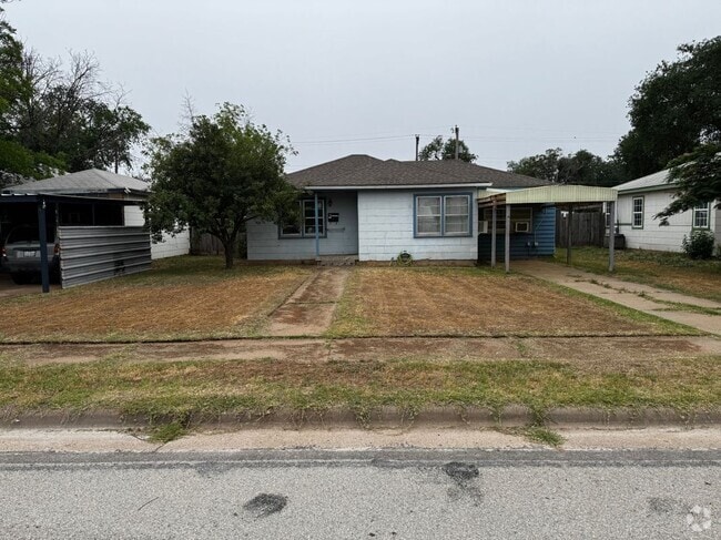 Building Photo - 2025 64th St Rental