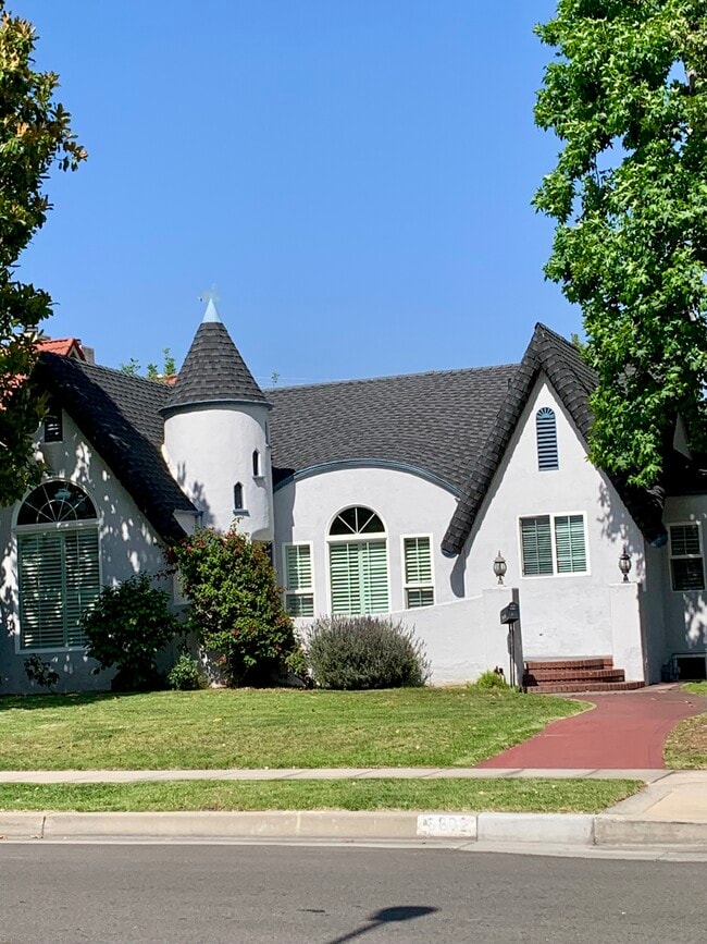 Photo - 5802 Cloverly Ave House