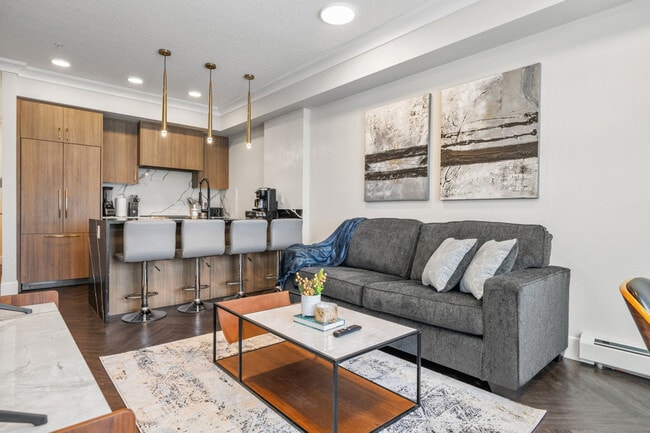 Photo - 2550 Battleford Ave SW Unit ID1314543P