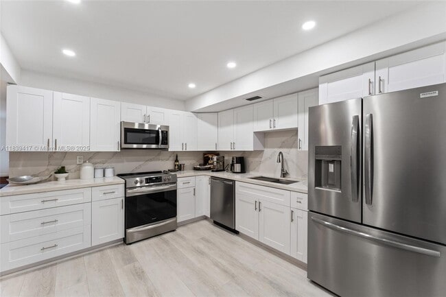 Photo - 1600 S Ocean Dr Unit 10E