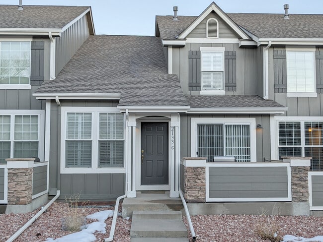 Building Photo - 2133 Copper Creek Dr Unit C
