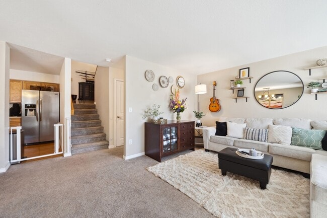 Photo - 5550 Corbett Dr