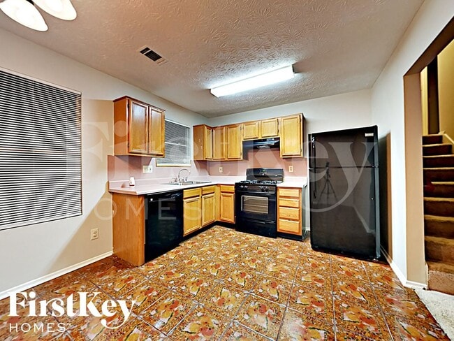 Photo - 1998 Glenwood Downs Dr