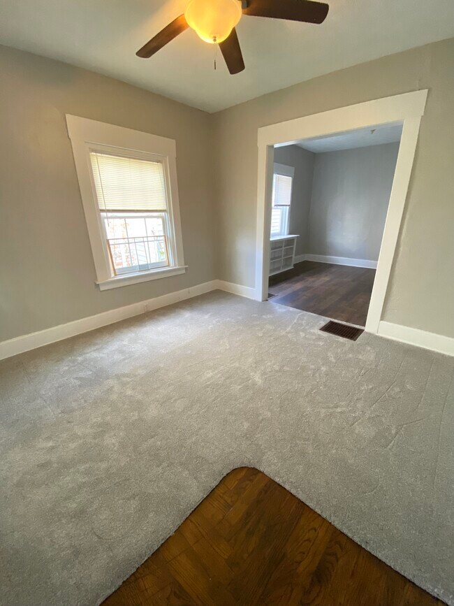 Photo - 125 Allen St