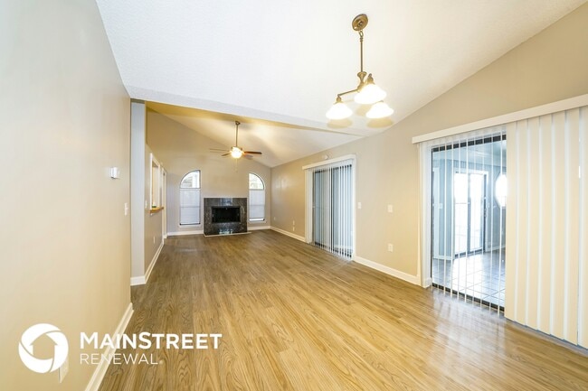 Photo - 5007 Swallow Dr