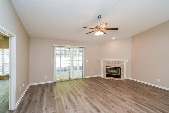 Photo - 7725 Fawn Lake Dr S