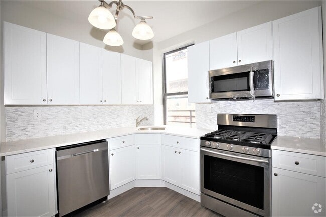 Building Photo - 644 Washington St Rental