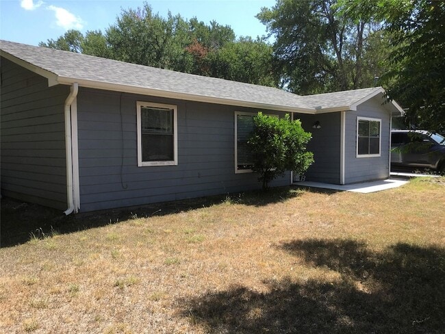 298 Lamaloa Ln