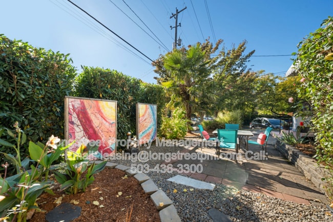 Photo - 4115 SE Gladstone St
