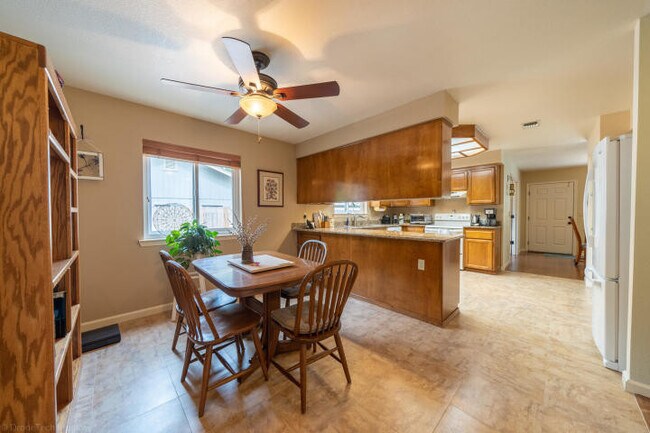 Photo - Gorgeous Mary Lake Home!