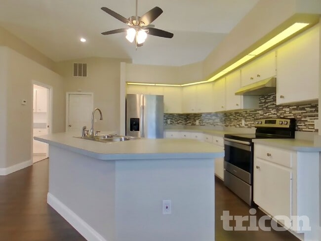 Photo - 3598 N Biscayne Dr