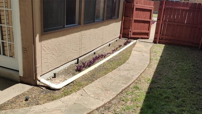 Photo - 4813 Tree Top Ln