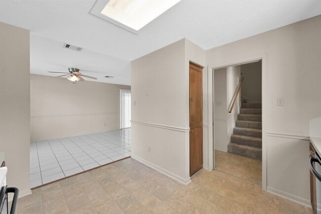 Photo - 1603 Hazelwood St Unit B