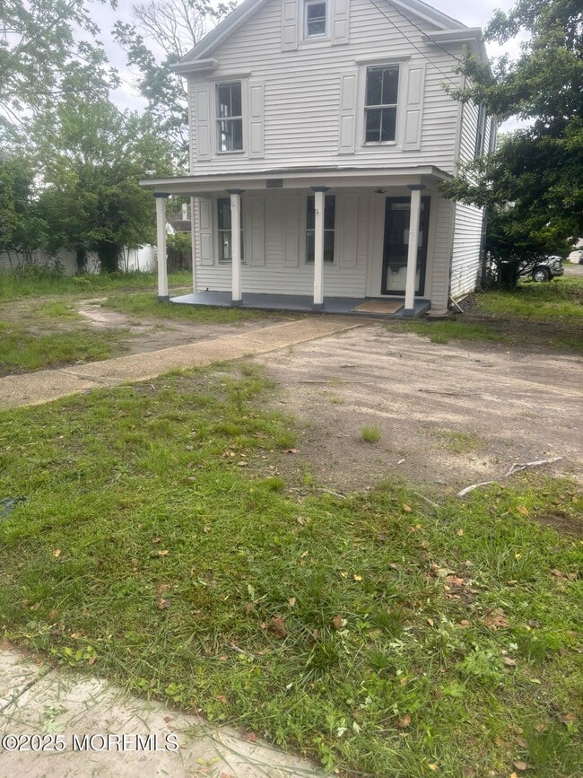 Building Photo - 246 Roosevelt Ave Rental