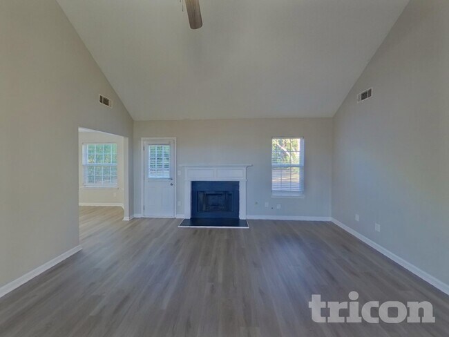 Photo - 1128 Misty Meadows Crossing